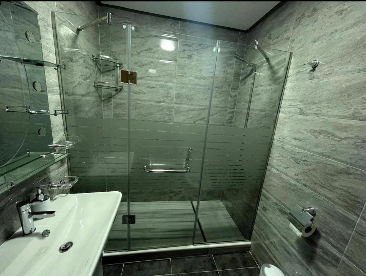 Seafront 2 Bedrooms Flat Танжер Екстериор снимка