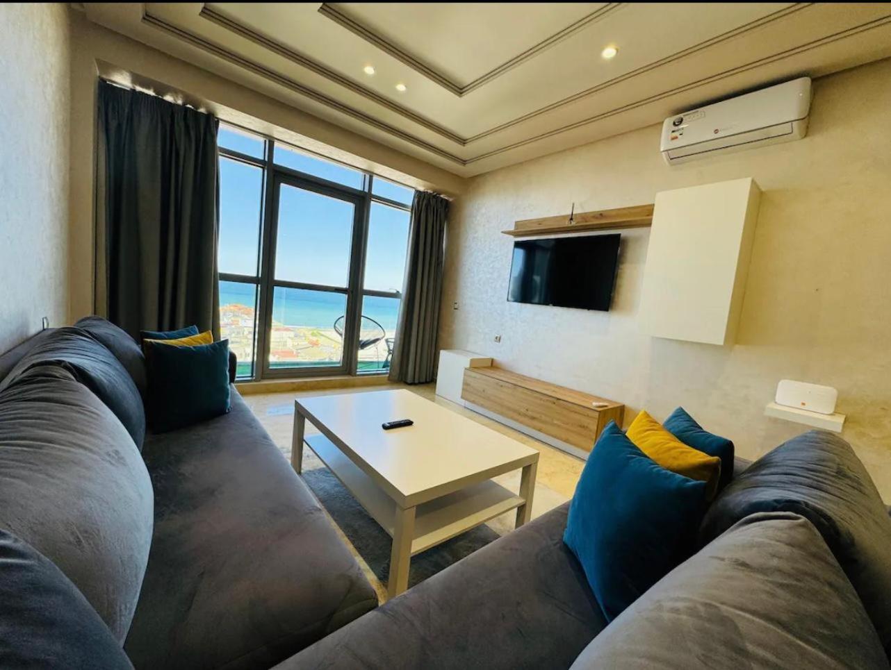 Seafront 2 Bedrooms Flat Танжер Екстериор снимка